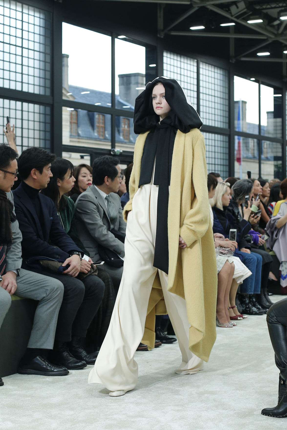 Paris Fashion Valentino